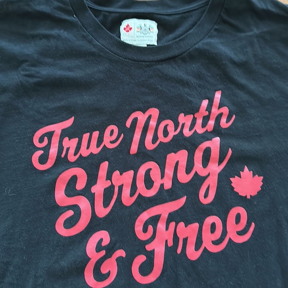 True North Strong & Free tshirt. Vancouver 2010. Size 2XL. EUC. Hudsons Bay Co. - Picture 2 of 6